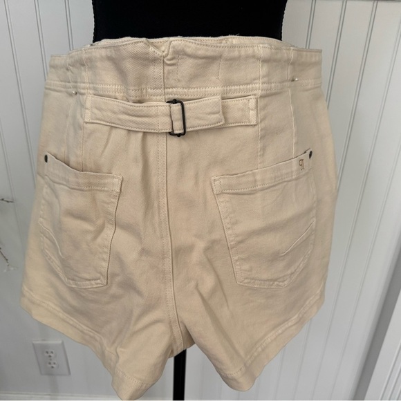 NWOT Anthropologie Pilcro The Kit High Rise Utility Shorts~ Crème~ 32 - Picture 8 of 11
